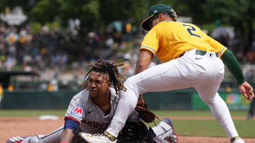 José Ramírez's 300th career stolen base