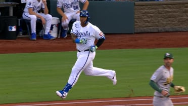 Salvador Perez's two-run single