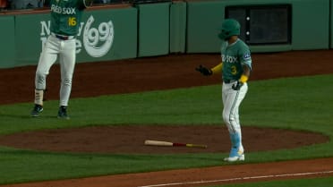Story's acrobatic throw and more lead Red Sox Top 5