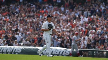 Tyler Holton concreta blanqueo 4-0