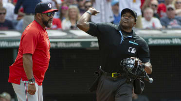 Dave Martinez ejected in 3rd inning