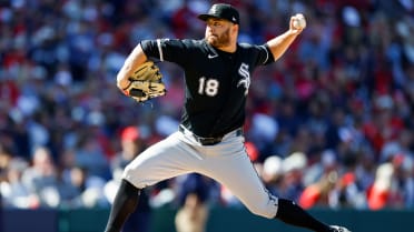 Anthony Kay induces flyout, escapes bases-loaded jam