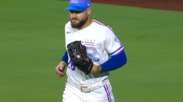 Kyle Isbel's smooth sliding catch