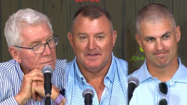 Thome, Mauer and Schmidt on Field of Dreams action