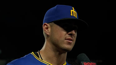 Dylan Moore discusses his 5 RBIs