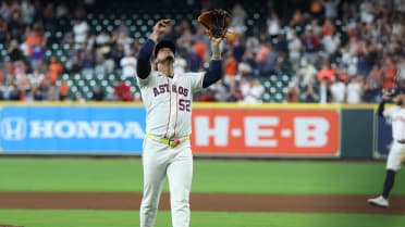 Bryan Abreu strikes out Trevor Story to end the game