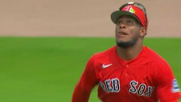 Ceddanne Rafaela's diving catch