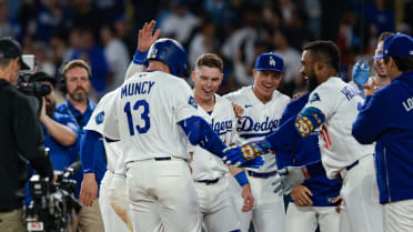 Tercer jonrón de Max Muncy deja tendidos a Rangers
