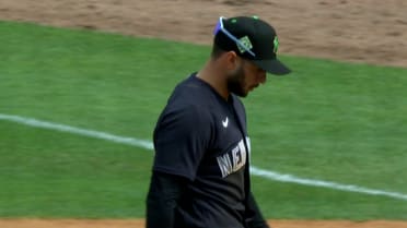 Coby Morales ejecuta gran doble play