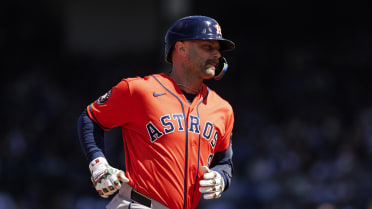 Christian Walker's three-run home run (14)