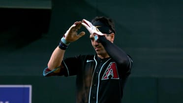 Segundo triple productor del juego de Corbin Carroll 