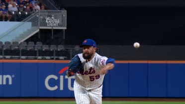 Sean Manaea poncha a William Contreras