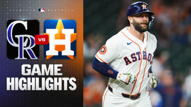 Christian Walker, Yordan Alvarez power Astros' win