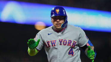 Francisco Alvarez's solo home run (2)