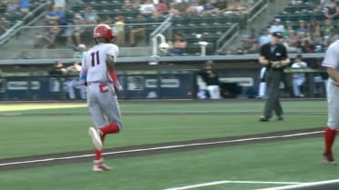 Dyan Jorge's first professional multi-homer game