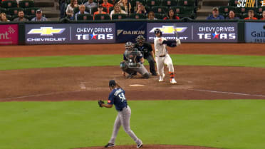 Christian Walker's RBI groundout