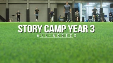 Red Sox join Trevor Story for offseason training