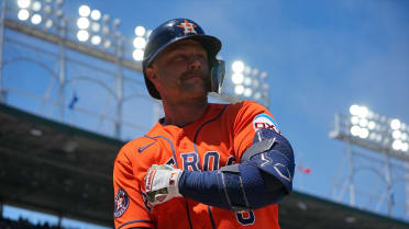 Christian Walker's two-run homer (12)
