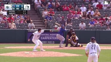 Brett Bateman doubles (6) on a sharp fly ball to right fielder Esmerlyn Valdez. Ben Cowles scores.