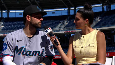 Joe Mack reacts to his clutch hit in Marlins' win