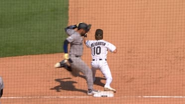 Ali Sánchez called safe at first after review
