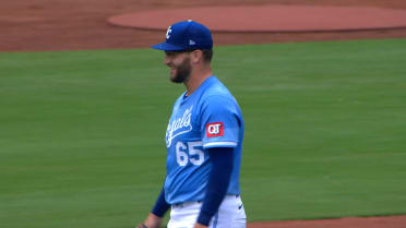 Noah Cameron snags comebacker