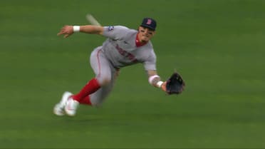 Jarren Duran's amazing diving grab