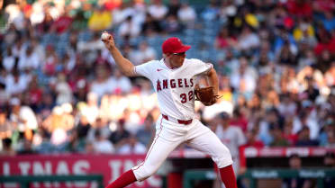 Ryan Johnson strikes out Jarren Duran