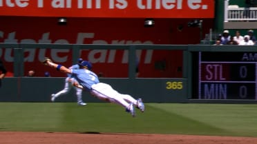 Bobby Witt Jr.'s incredible diving catch
