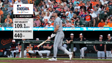 Colson Montgomery crushes 440-foot home run