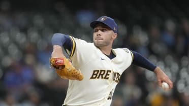 Brian Fitzpatrick gets out of 7th inning in MLB debut