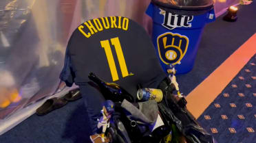 Brewers got Jackson Chourio non-alcoholic drinks