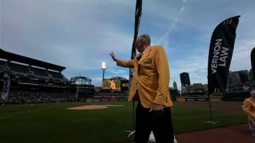 Pirates induct Hall of Fame class of 2026