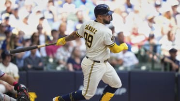 Gary Sánchez remolca con sencillo