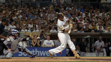 Manny Machado's RBI single