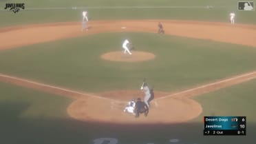 Colby Shelton doubles (2) on a sharp line drive to right fielder Ike Irish. Isaiah Drake scores. Grant Magill scores. Dillon Lewis scores.
