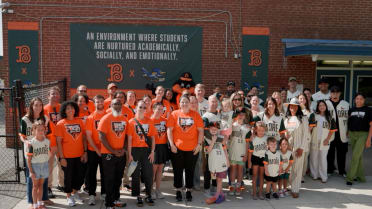 Orioles players help local teachers set up classroom