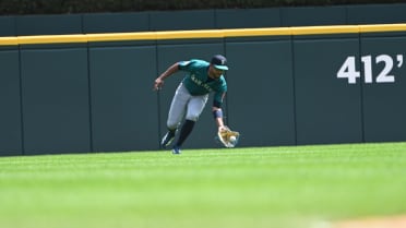 Julio Rodríguez's outfield assist 