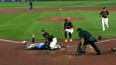 Ramírez retira a Williamson en home en el 11