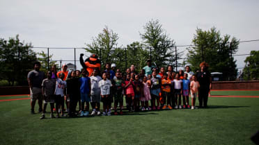 Orioles hosts clinic for Big Brothers Big Sisters