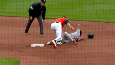 Ceddanne Rafaela caught stealing to end the inning