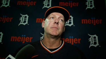 A.J. Hinch on team mentality, winning the series