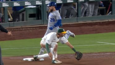 Kyle Isbel called safe at first after review