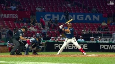 Ramón Mendoza's two-run triple