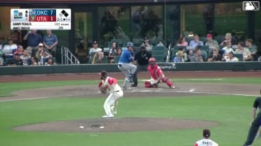 James Tibbs III doubles (25) on a sharp line drive to left fielder Cade Marlowe. Alex Freeland scores. Ryan Ward to 3rd.