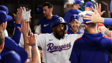 Adolis García's solo home run (3)