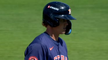 Doble de tres carreras de Jack Winkler