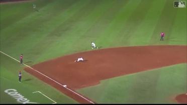 Tremendo fildeo de Kyren Paris 