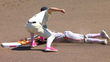 Ryan Jeffers nabs Heliot Ramos at second after review