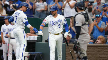Bobby Witt Jr.'s solo home run (9)